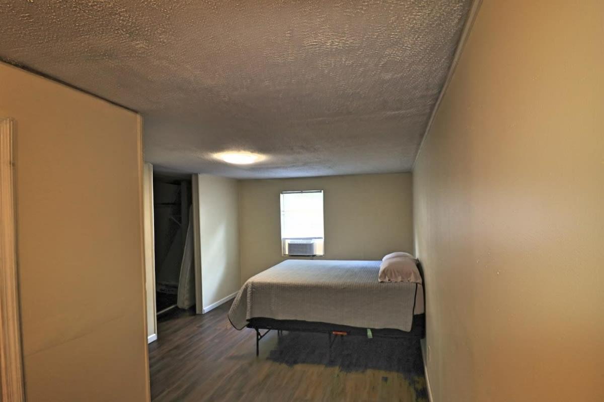 Hotel A Simple And Convenient Spot For Travelers Knoxville Esterno foto